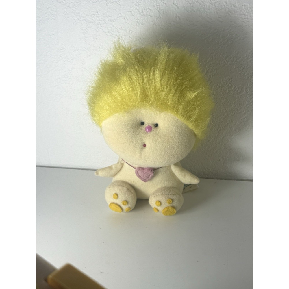 Amtoy Vintage 1980s Zuzzy American Greetings Plush Yellow Hair 7"